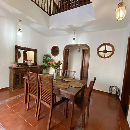 Nyaraló Luxury With Pool, 5 Min From The Beach